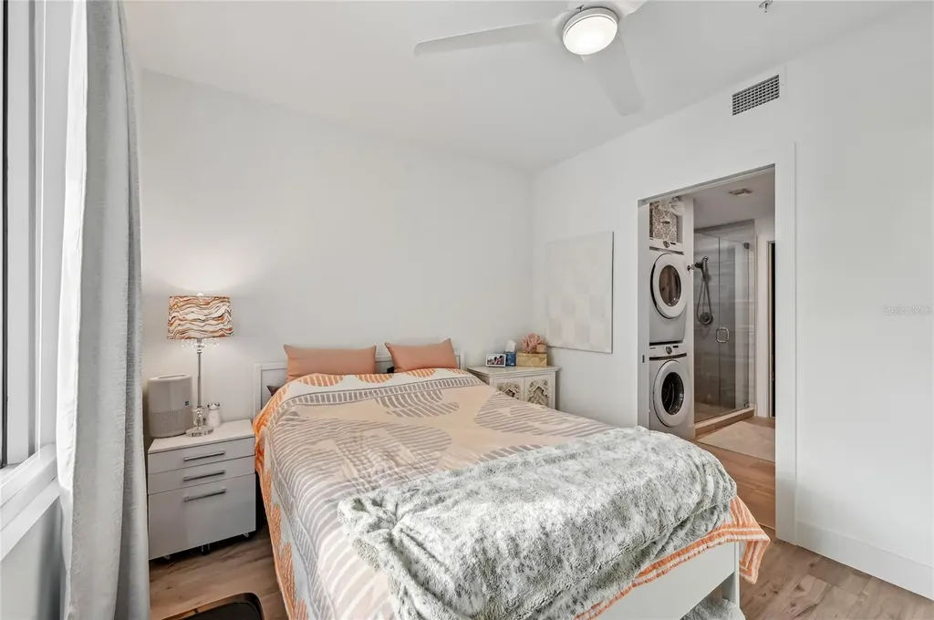 1703 N Tamiami Trail Sarasota FL 34234