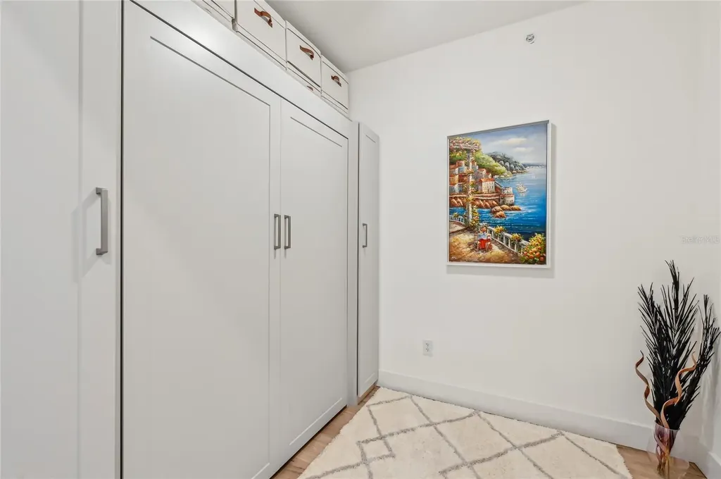 1703 N Tamiami Trail Sarasota FL 34234