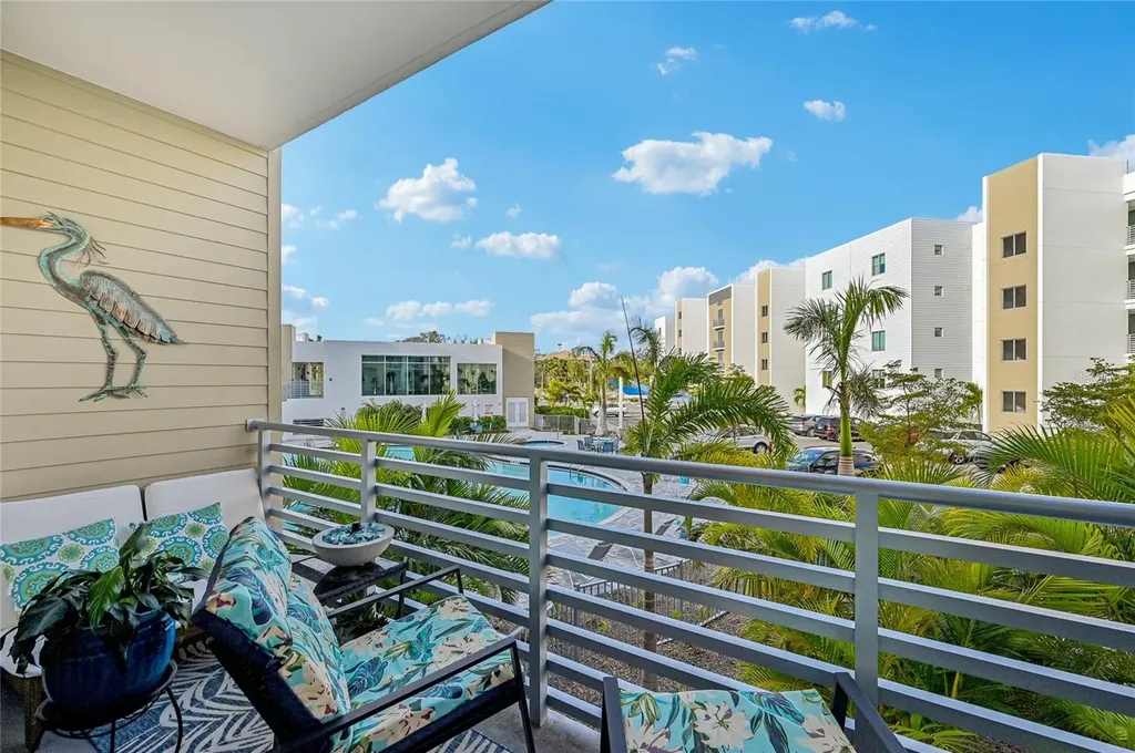 1703 N Tamiami Trail Sarasota FL 34234