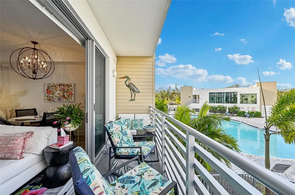 1703 N Tamiami Trail Sarasota FL 34234