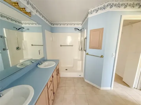 2707 Privada Drive The Villages FL 32162