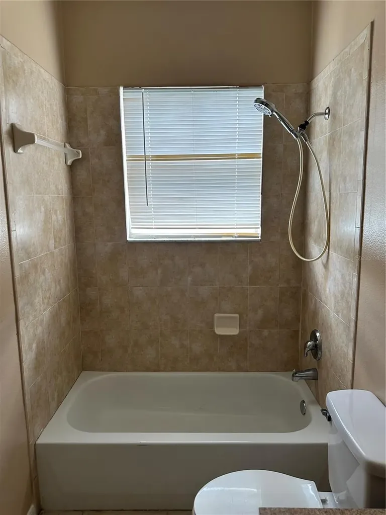 975 Gascony Court Kissimmee FL 34759