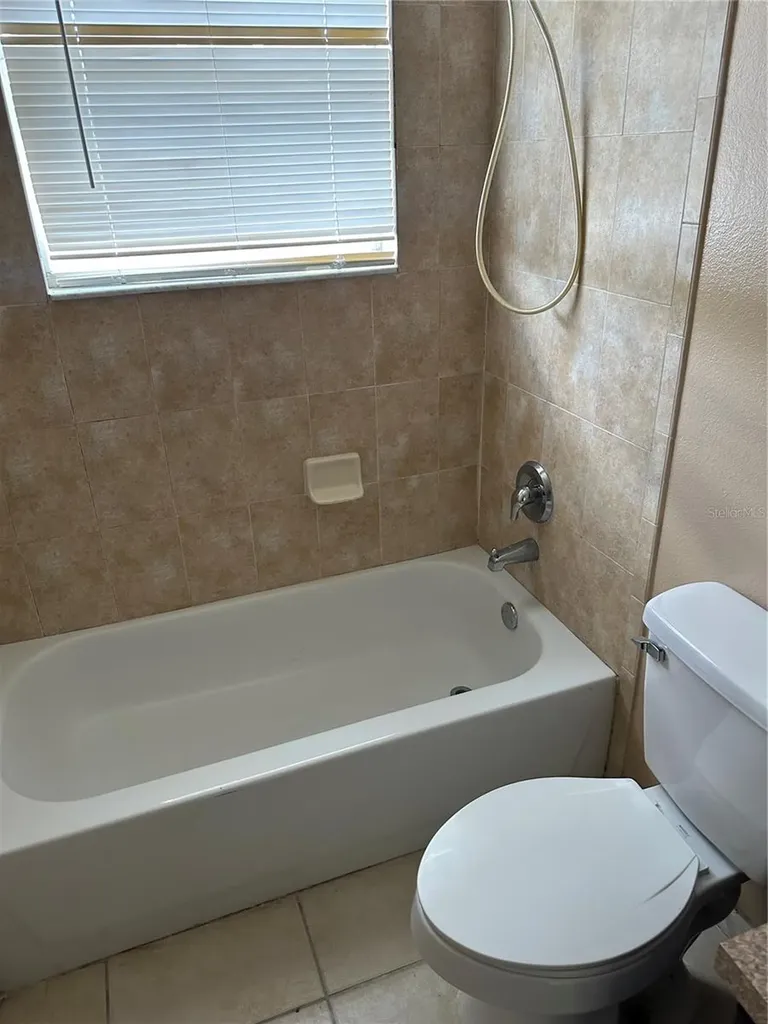 975 Gascony Court Kissimmee FL 34759