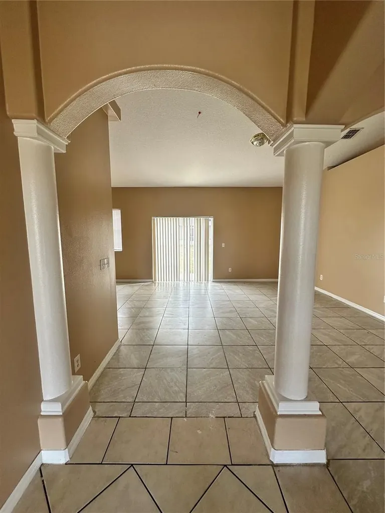 975 Gascony Court Kissimmee FL 34759