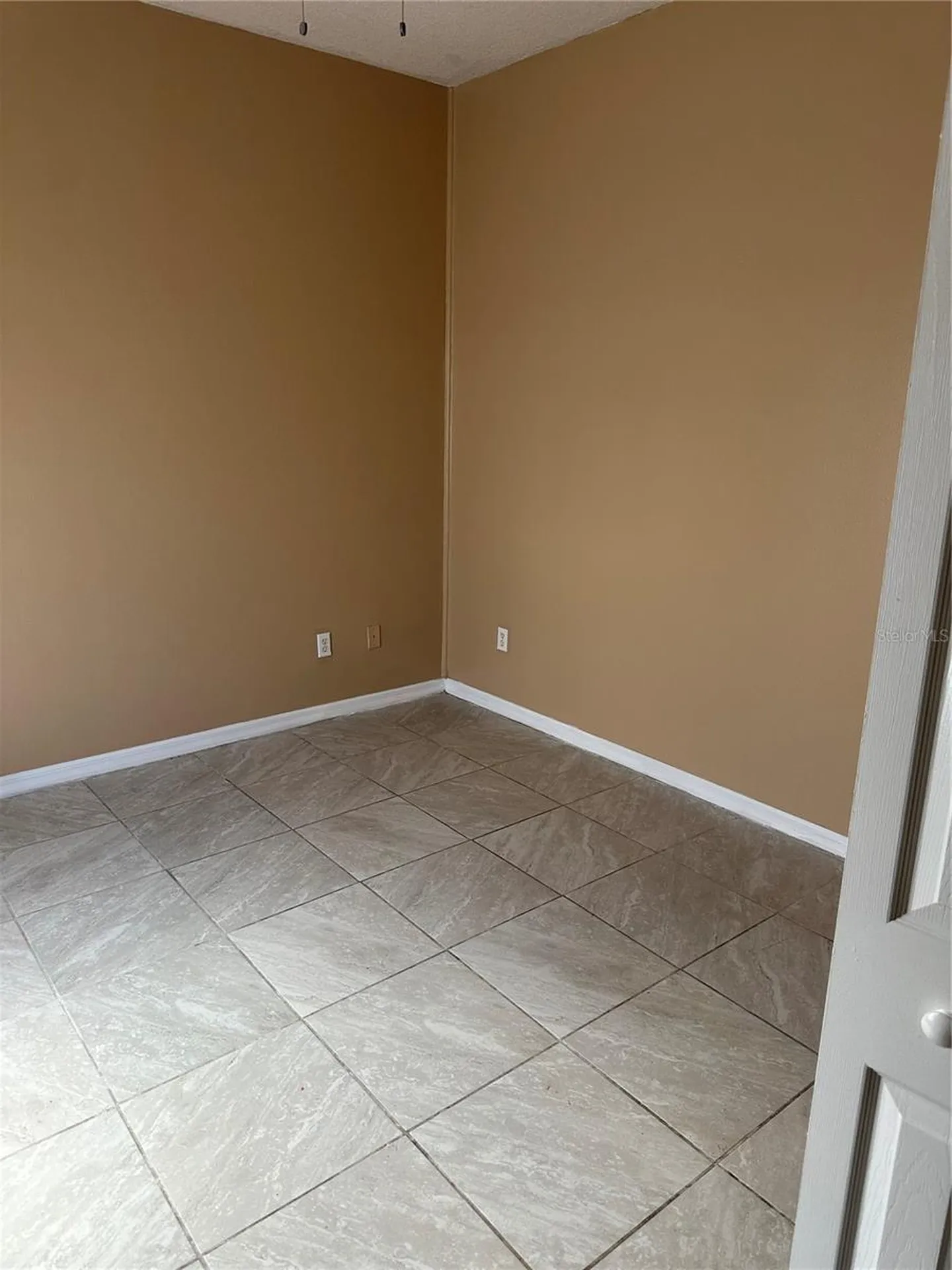 975 Gascony Court Kissimmee FL 34759
