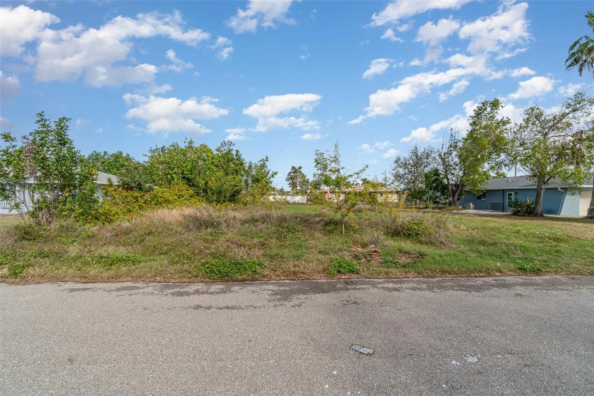 317 SE 32nd Terrace Cape Coral FL 33904