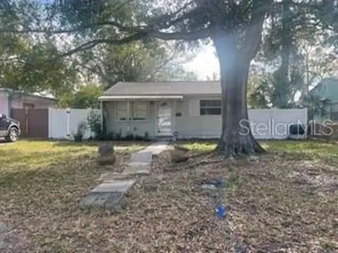 4034 39th Avenue N St Petersburg FL 33714