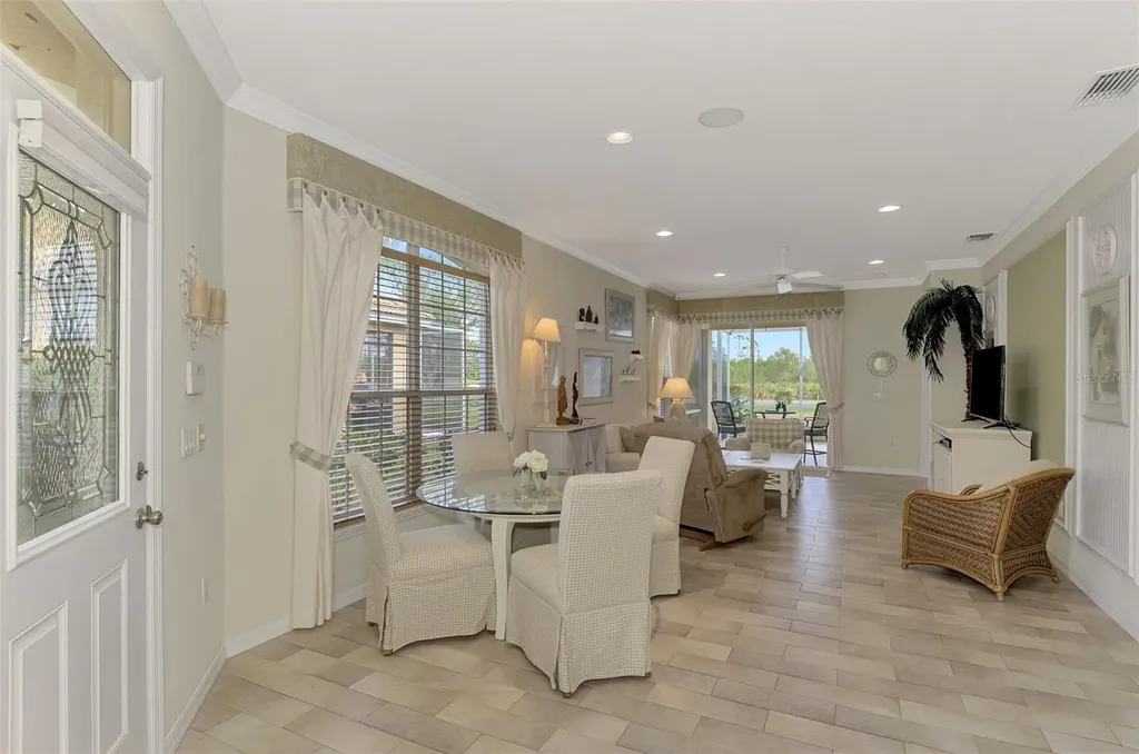 4259 Whispering Oaks Drive North Port FL 34287