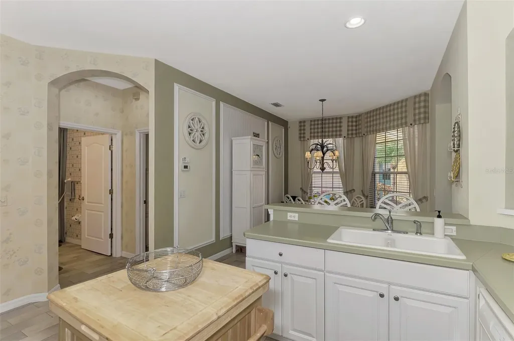 4259 Whispering Oaks Drive North Port FL 34287