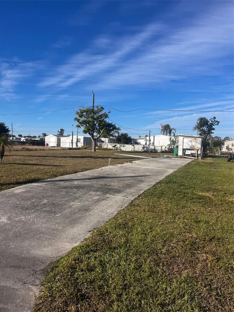 1348 Flamingo Drive Englewood FL 34224