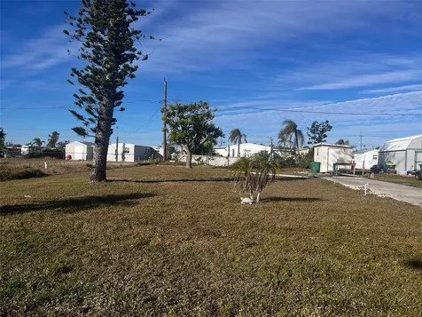 1348 Flamingo Drive Englewood FL 34224