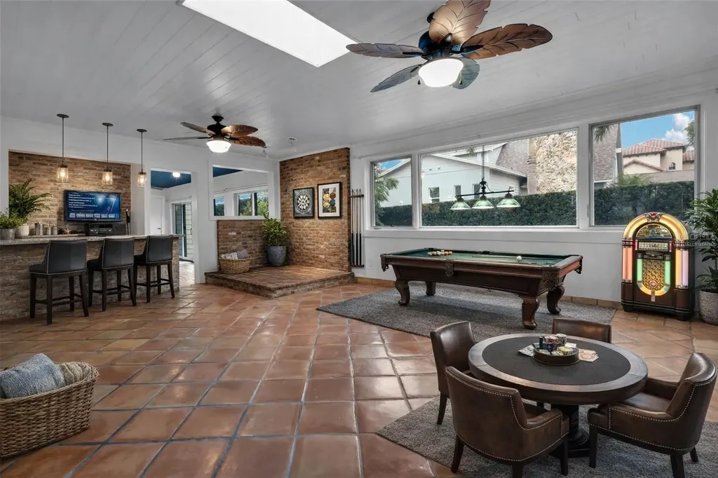 307 W 4th Avenue Windermere FL 34786