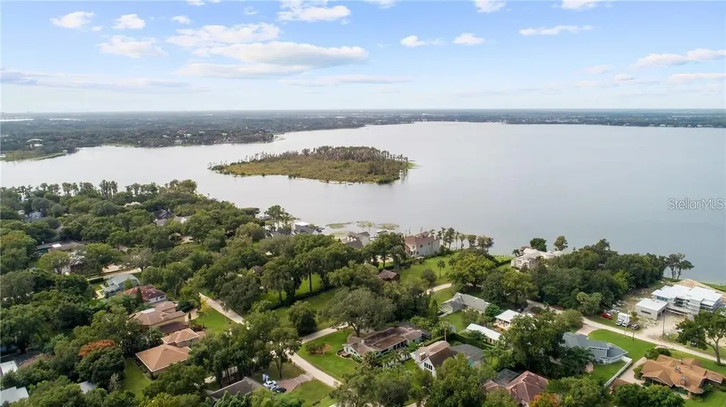 307 W 4th Avenue Windermere FL 34786