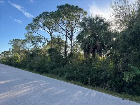 11197 / 11205 Pinetrail Road Punta Gorda FL 33955
