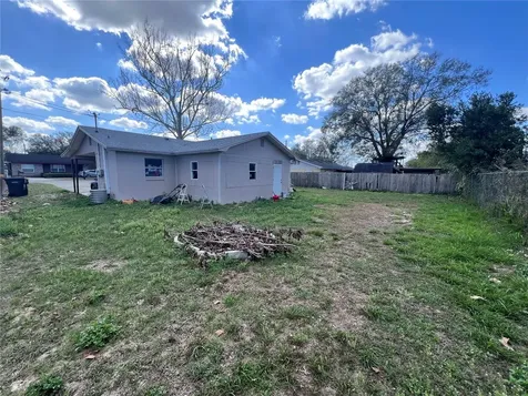 589 Duncan Circle E Auburndale FL 33823