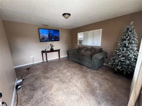 589 Duncan Circle E Auburndale FL 33823
