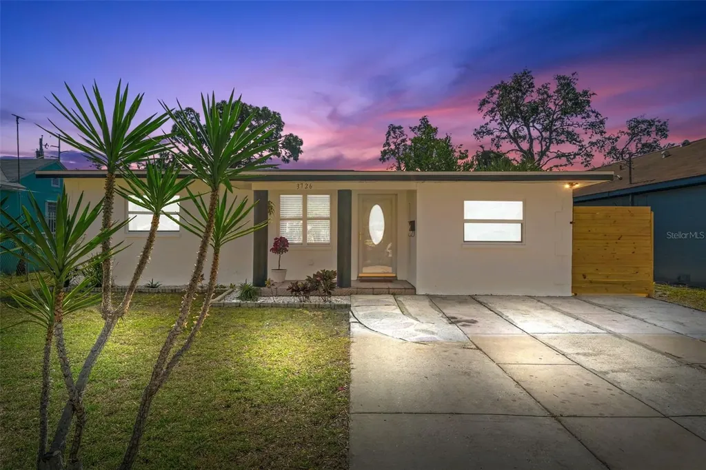 3726 Abington Avenue S St Petersburg FL 33711