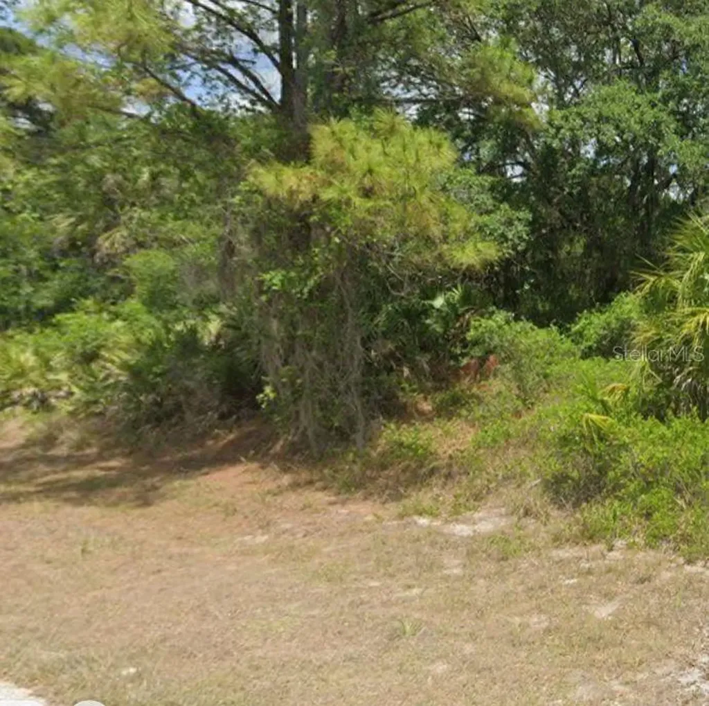 17220 Arthur Avenue Port Charlotte FL 33948