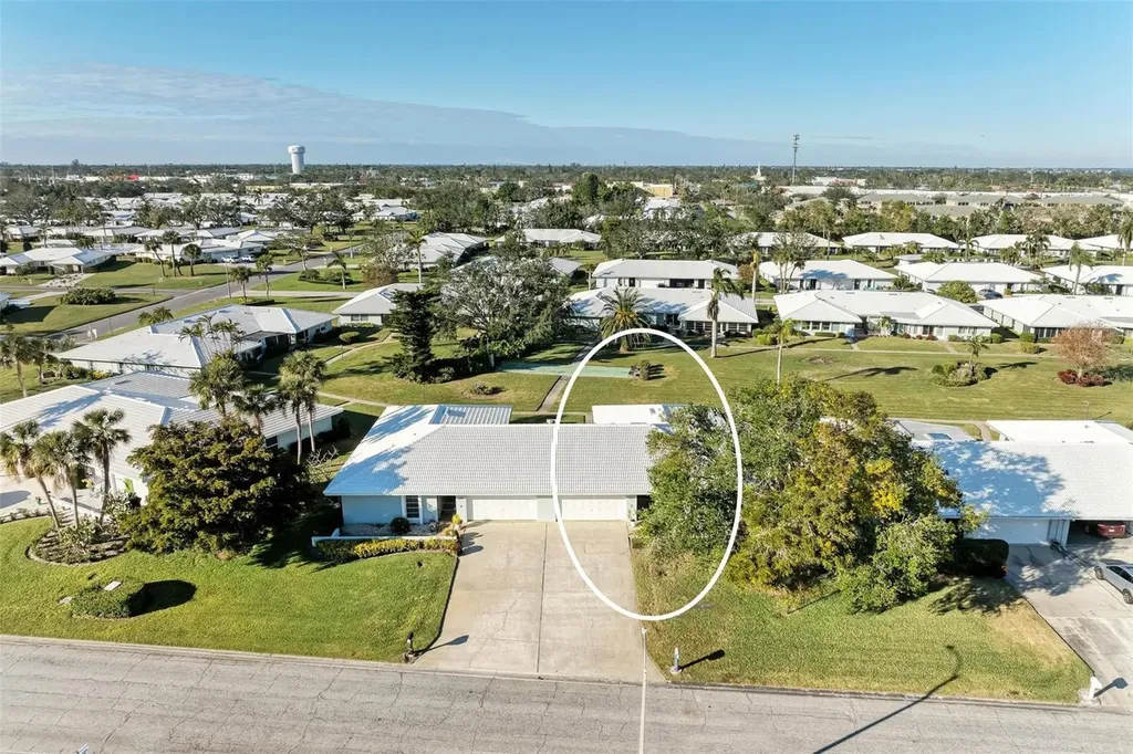 6704 11th Avenue W Bradenton FL 34209
