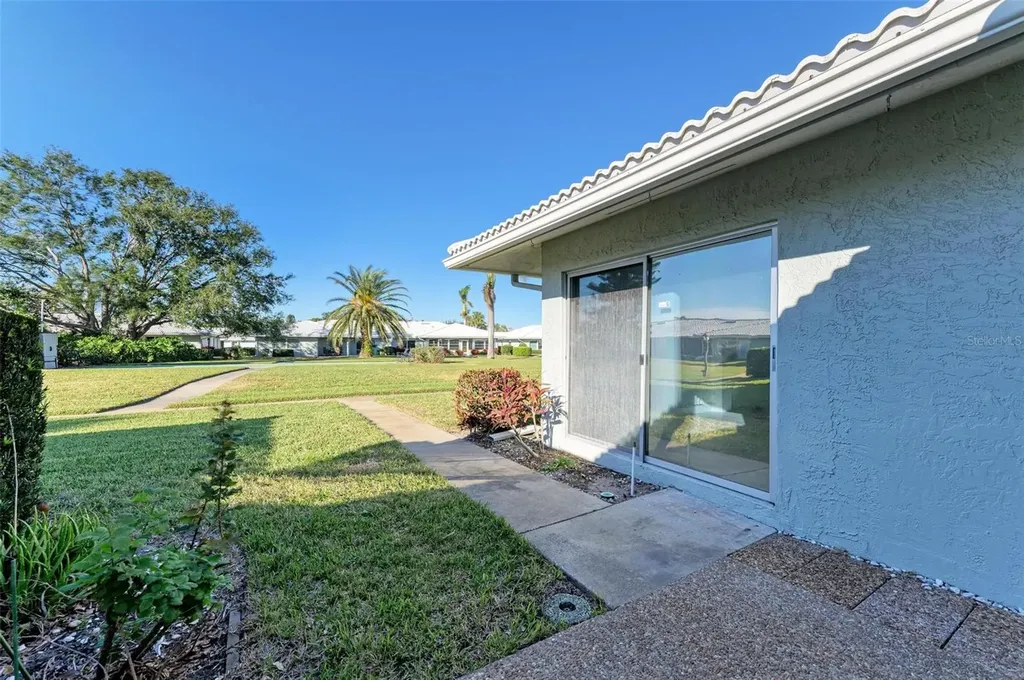 6704 11th Avenue W Bradenton FL 34209