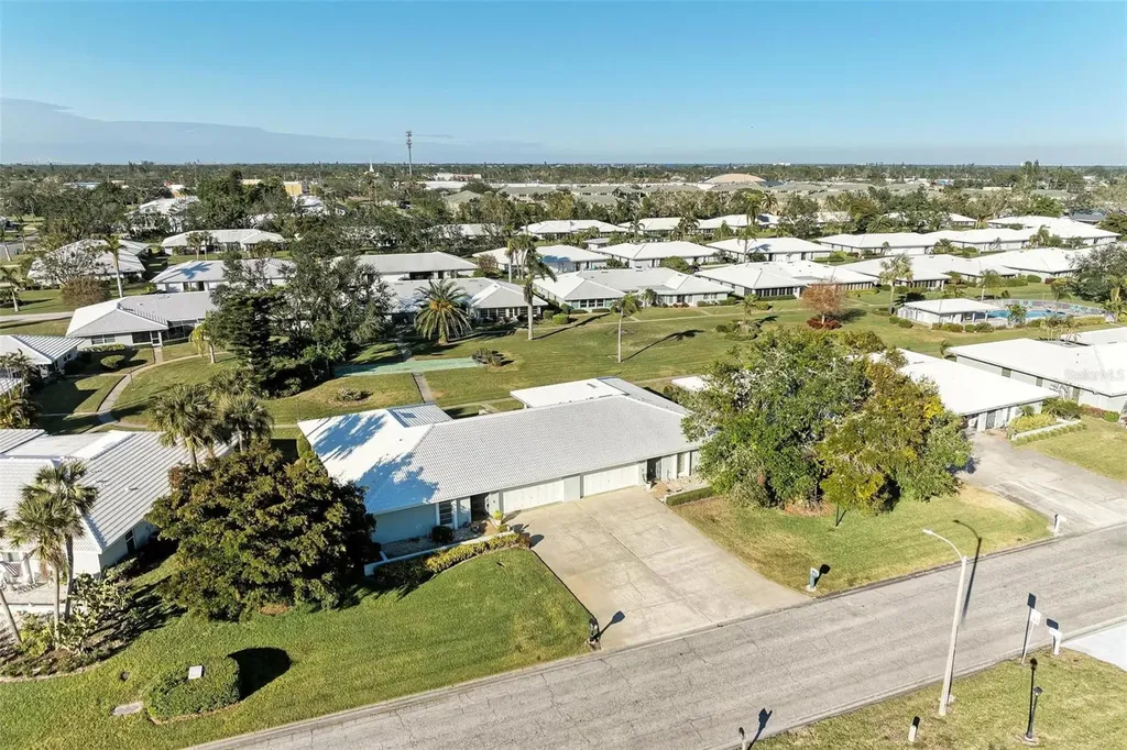 6704 11th Avenue W Bradenton FL 34209