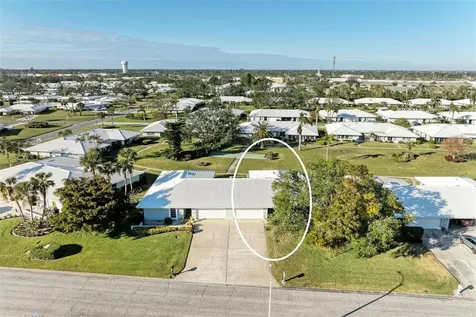 6704 11th Avenue W Bradenton FL 34209