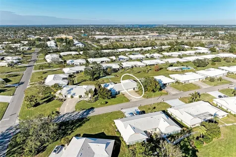 6704 11th Avenue W Bradenton FL 34209