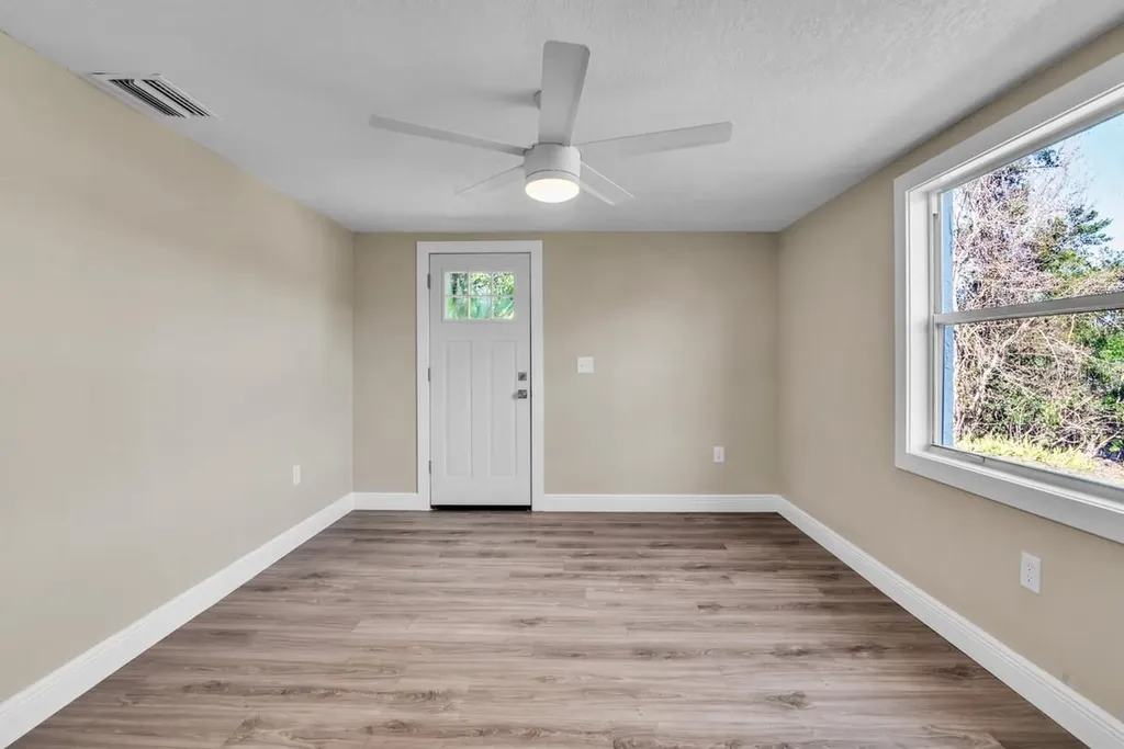 11416 Pine Forest Drive New Port Richey FL 34654