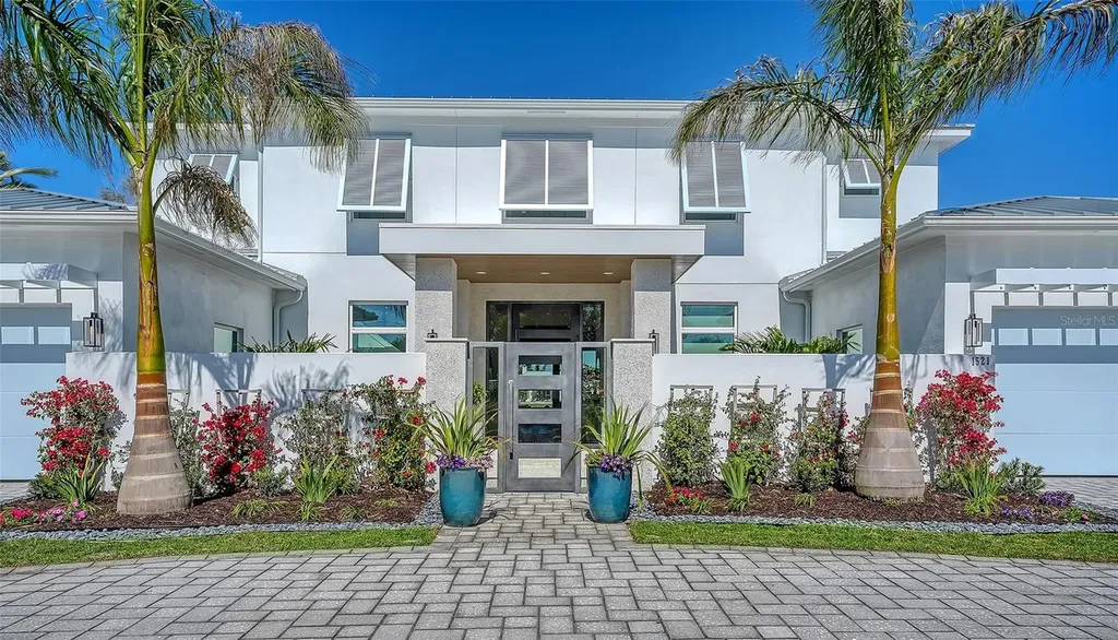 1521 S Lake Shore Drive Sarasota FL 34231