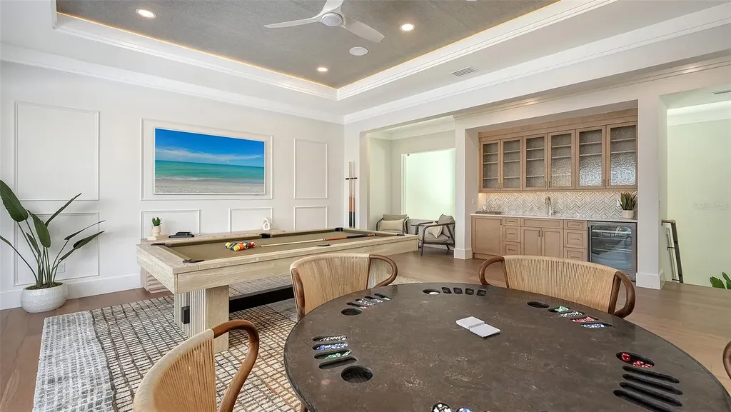 1521 S Lake Shore Drive Sarasota FL 34231