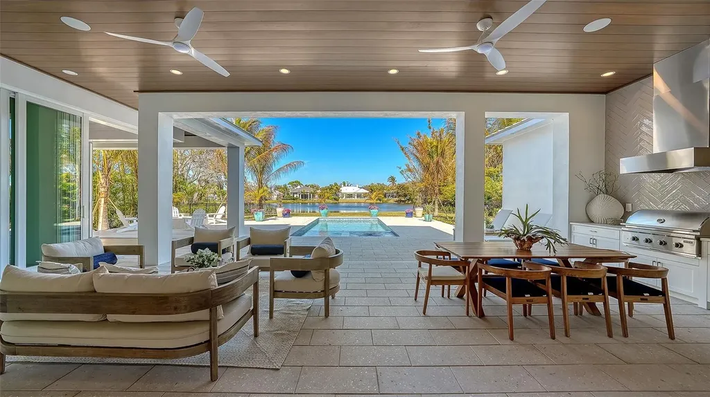 1521 S Lake Shore Drive Sarasota FL 34231