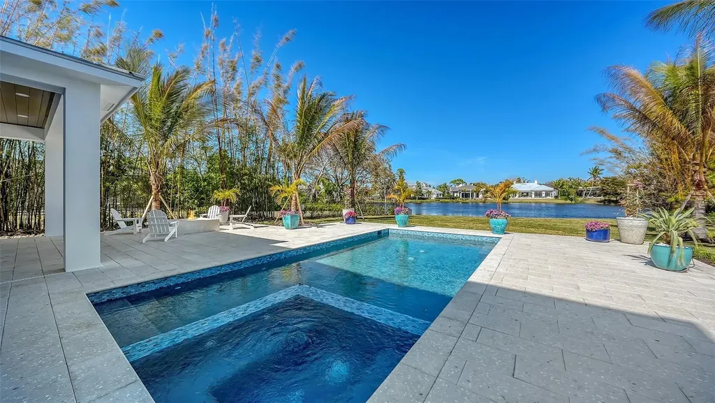 1521 S Lake Shore Drive Sarasota FL 34231