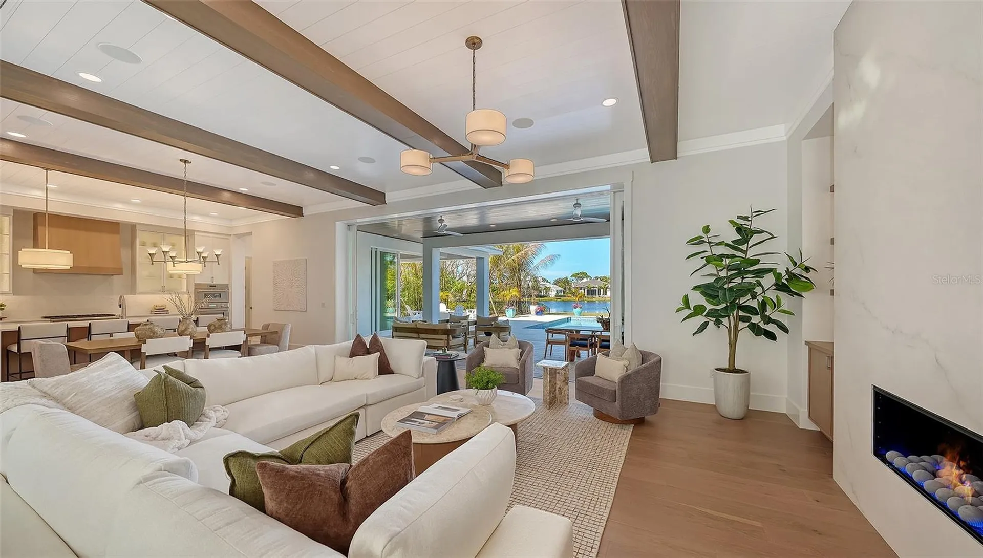 1521 S Lake Shore Drive Sarasota FL 34231