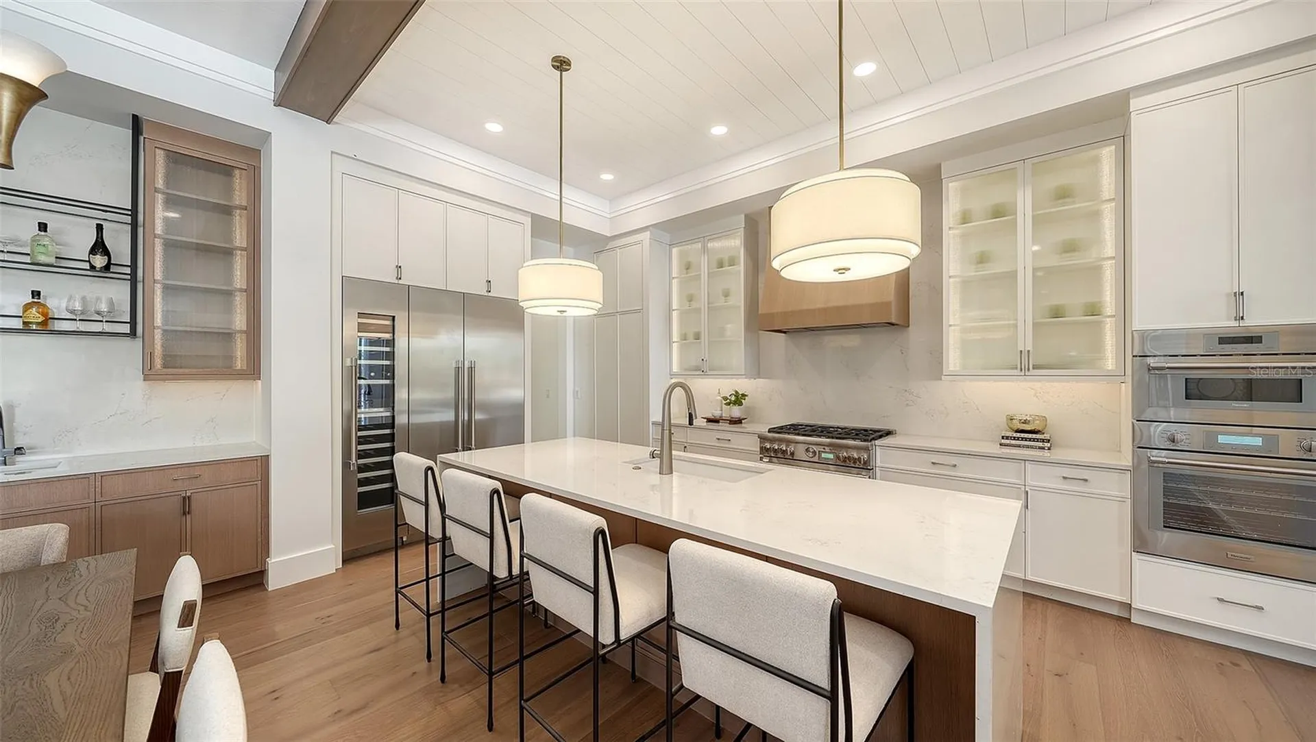 1521 S Lake Shore Drive Sarasota FL 34231
