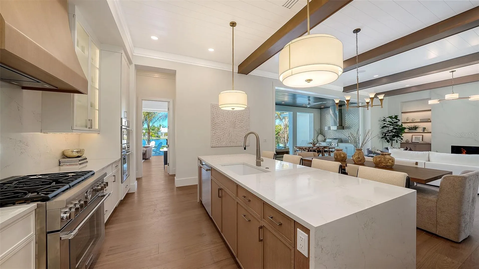 1521 S Lake Shore Drive Sarasota FL 34231