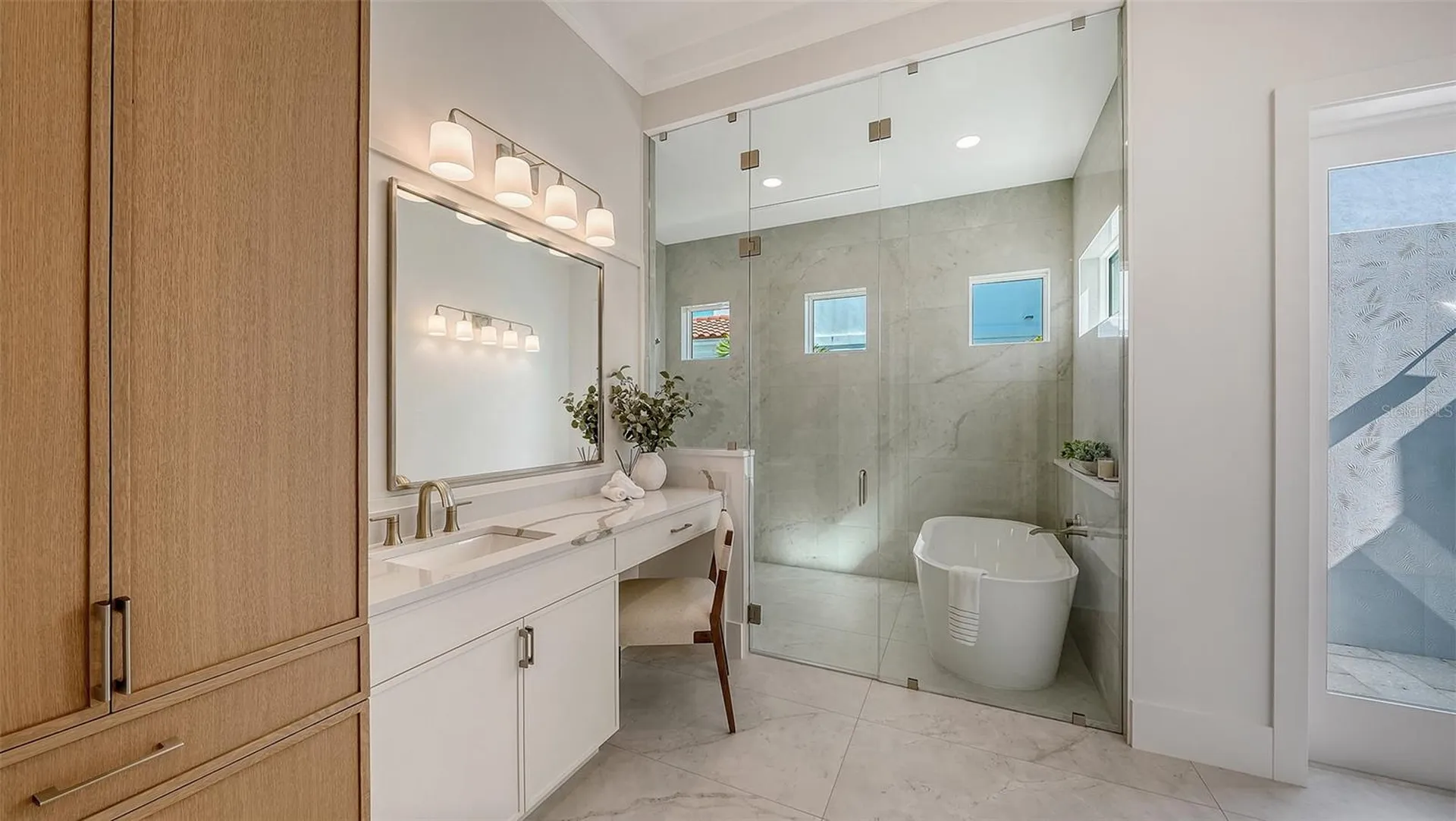 1521 S Lake Shore Drive Sarasota FL 34231