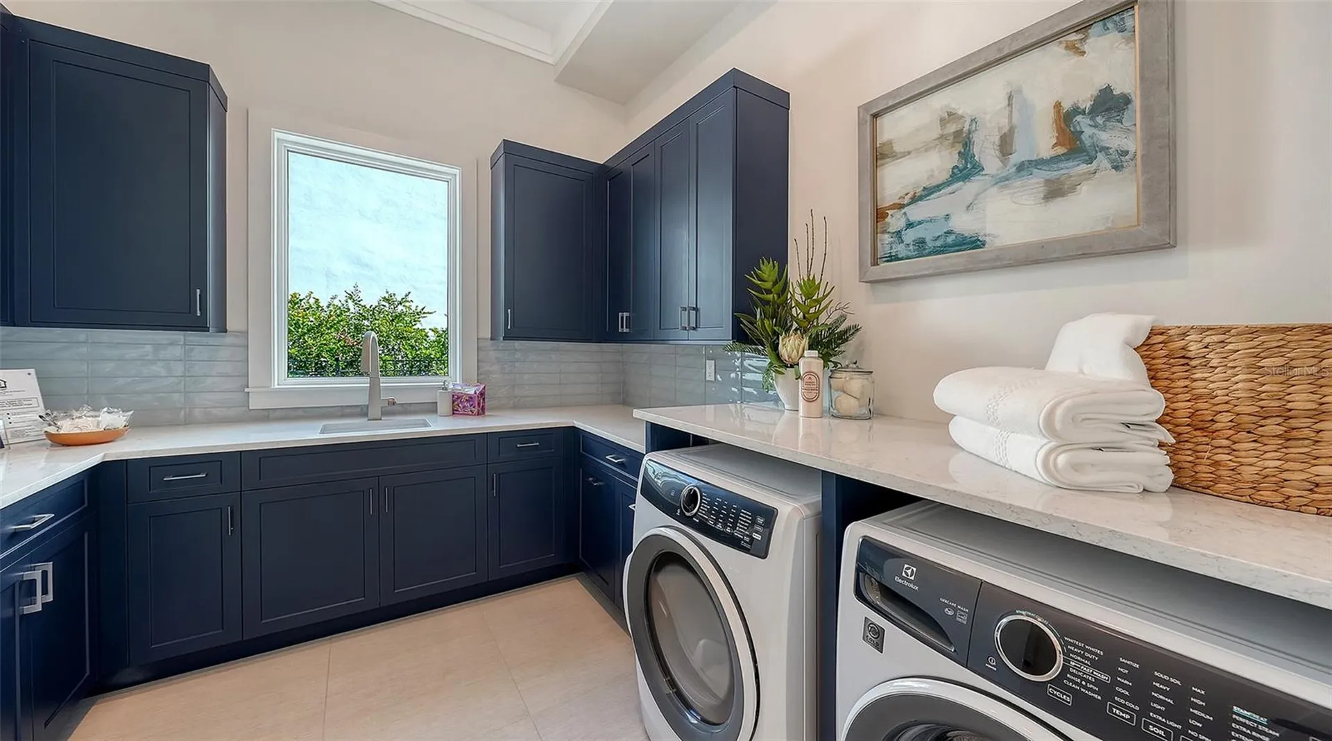 1521 S Lake Shore Drive Sarasota FL 34231
