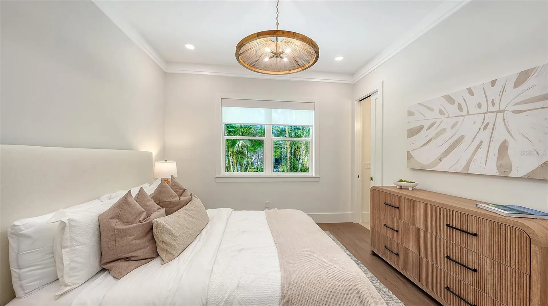 1521 S Lake Shore Drive Sarasota FL 34231