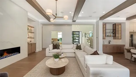 1521 S Lake Shore Drive Sarasota FL 34231