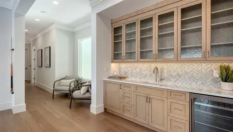 1521 S Lake Shore Drive Sarasota FL 34231