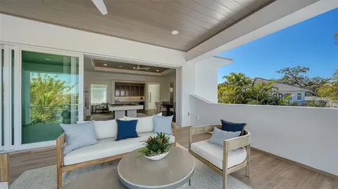 1521 S Lake Shore Drive Sarasota FL 34231