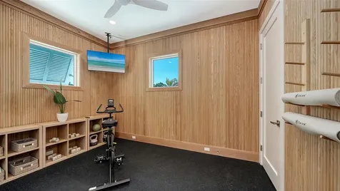 1521 S Lake Shore Drive Sarasota FL 34231