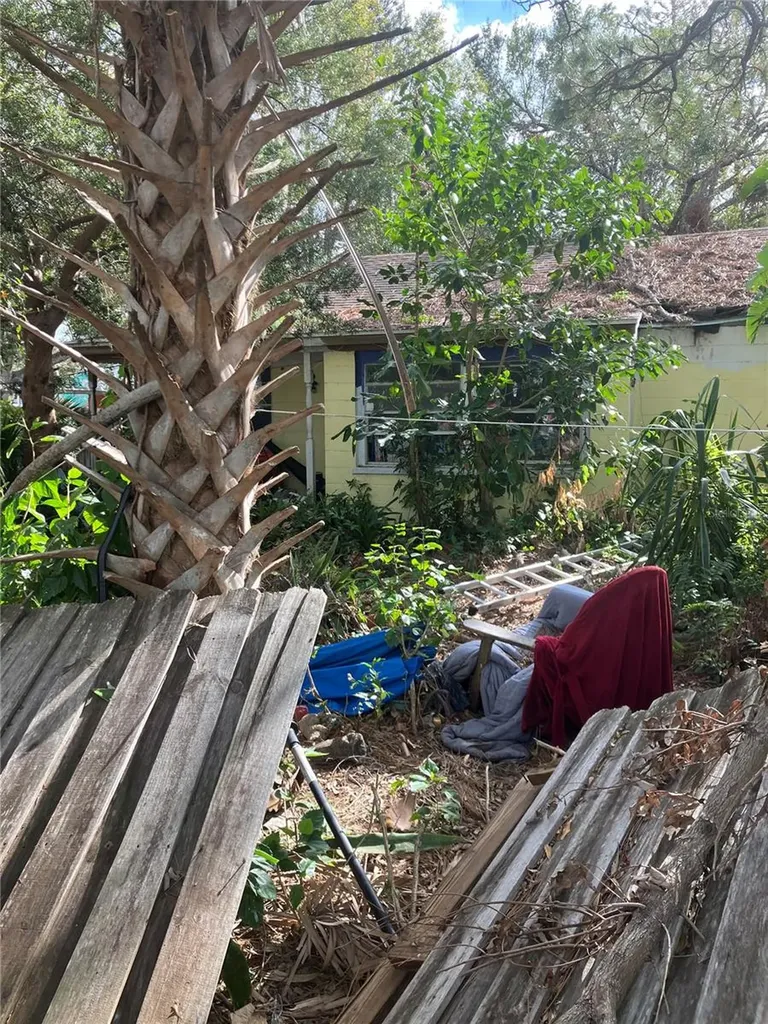1078 Putnam Drive Sarasota FL 34234