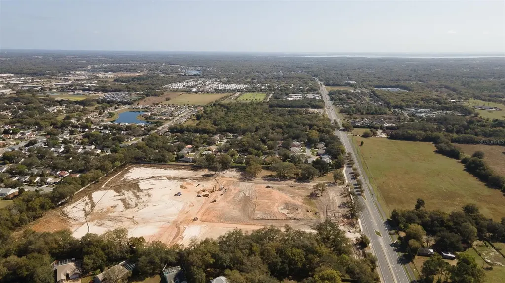 1135 Highway 466 Lady Lake FL 32159
