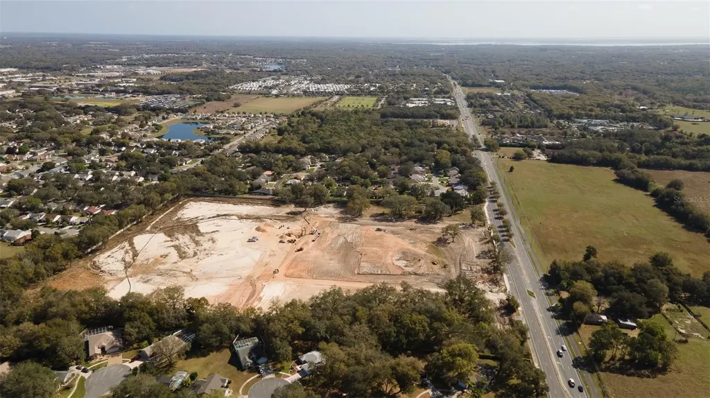 1135 Highway 466 Lady Lake FL 32159