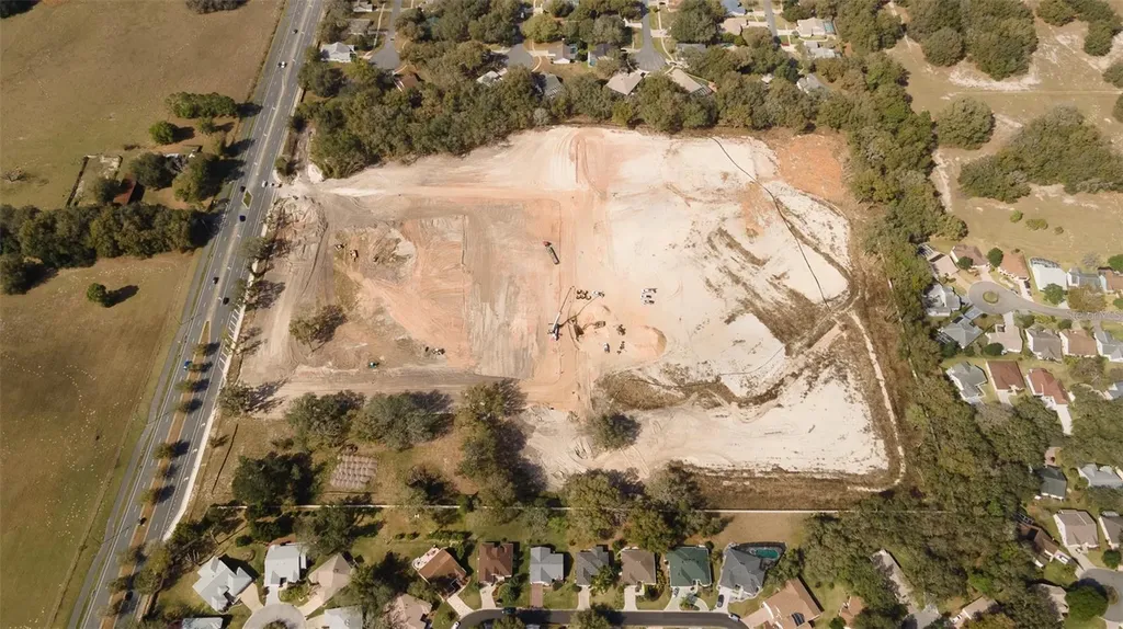1135 Highway 466 Lady Lake FL 32159