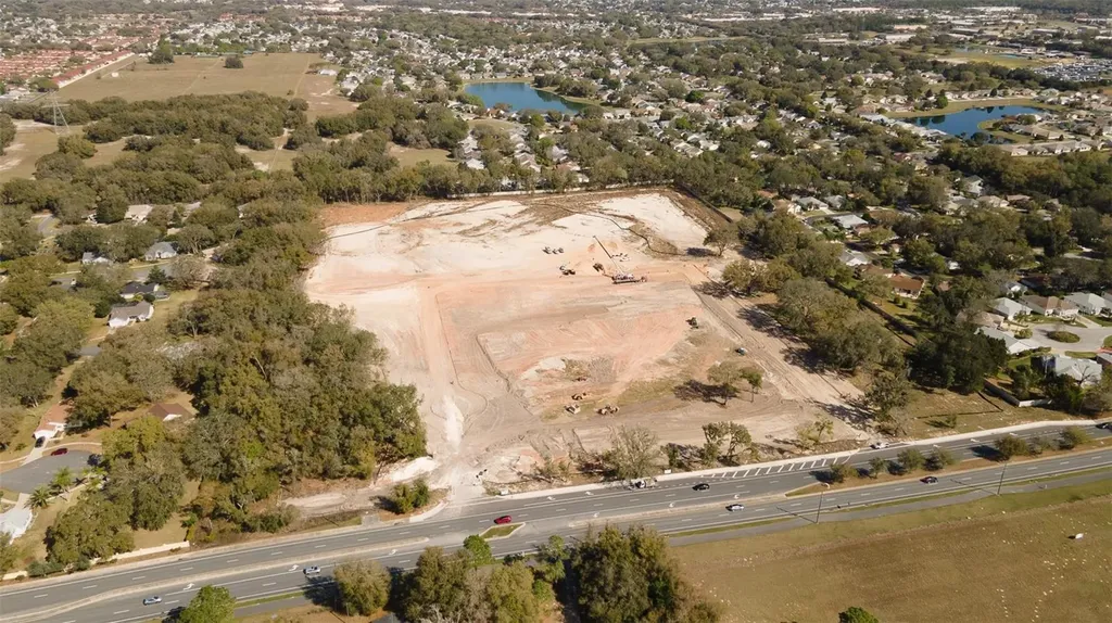1135 Highway 466 Lady Lake FL 32159