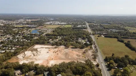 1135 Highway 466 Lady Lake FL 32159