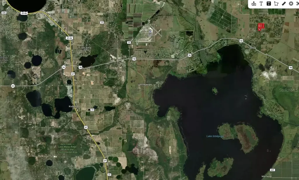 2121 Hicks Road Lorida FL 33857