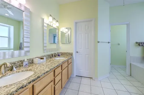3320 Stonebridge Trail Valrico FL 33596